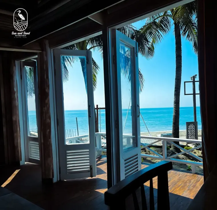 Sun & Sand Twin Beach Resort · 047