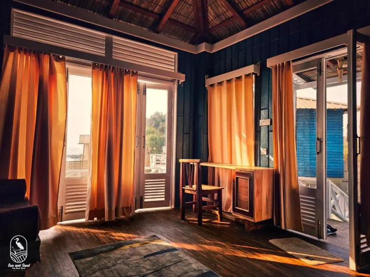Sun & Sand Twin Beach Resort · 048
